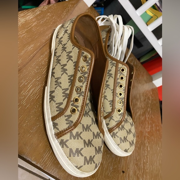 Michael Kors Shoes - Michael Kors flats size 8.5